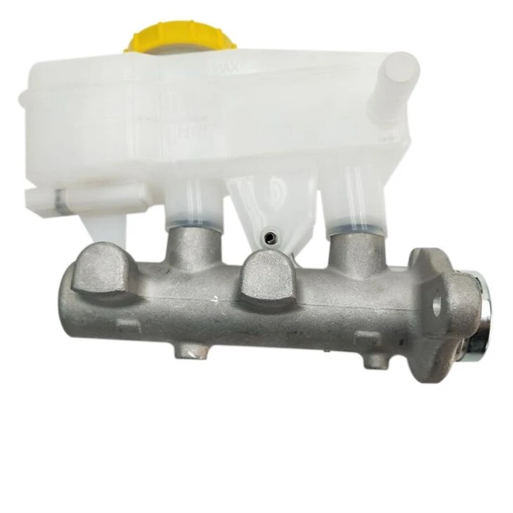 China Brake Master Cylinder for Nissan 